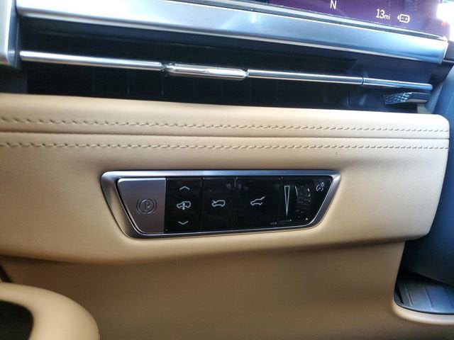 2025 Cadillac ESCALADE IQ Luxury 2