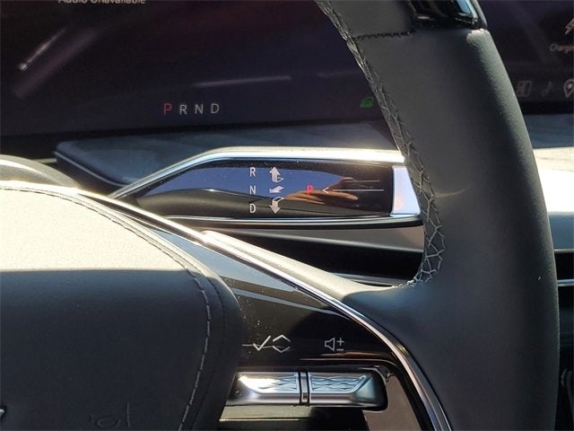 2025 Cadillac ESCALADE IQ Luxury 2