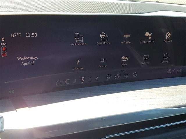 2025 Cadillac ESCALADE IQ Luxury 2