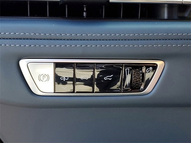 2025 Cadillac ESCALADE IQ Luxury 2