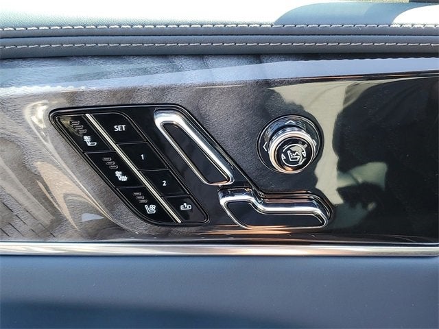 2025 Cadillac ESCALADE IQ Luxury 2