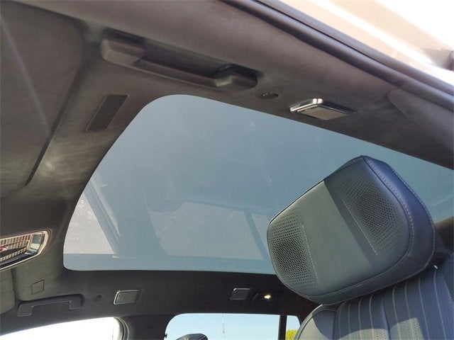 2025 Cadillac ESCALADE IQ Luxury 2