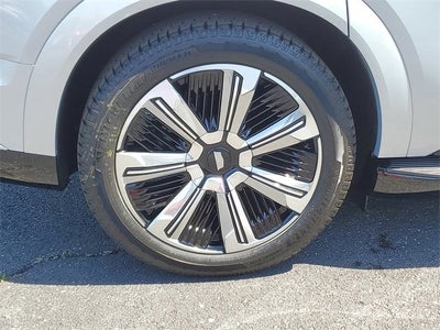 2025 Cadillac ESCALADE IQ Luxury 2