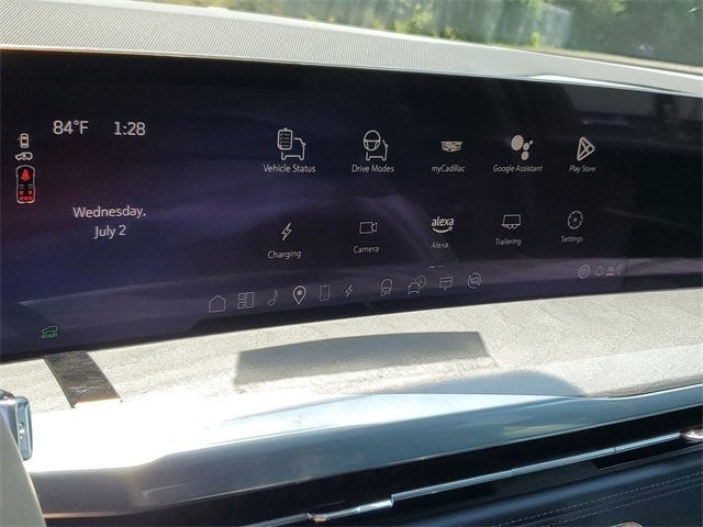 2025 Cadillac ESCALADE IQ Luxury 2