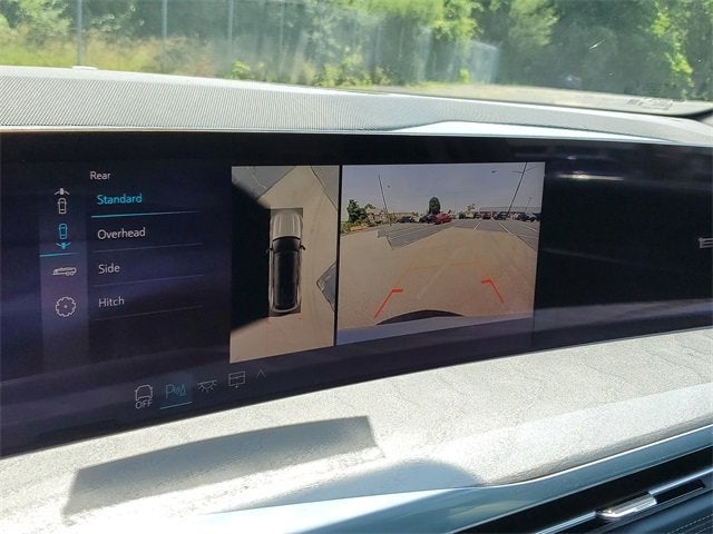 2025 Cadillac ESCALADE IQ Luxury 2