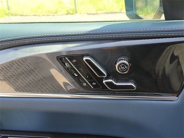 2025 Cadillac ESCALADE IQ Luxury 2