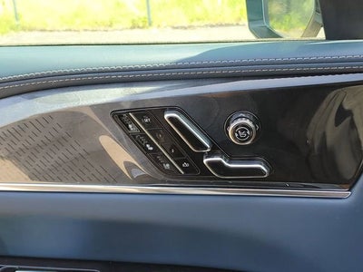 2025 Cadillac ESCALADE IQ Luxury 2