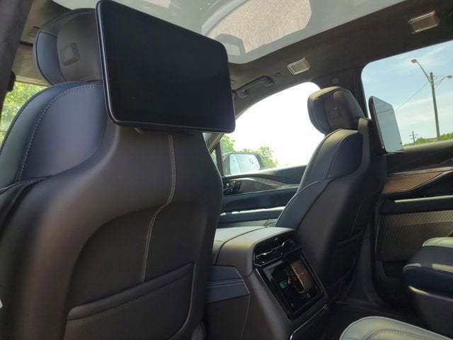 2025 Cadillac ESCALADE IQ Luxury 2