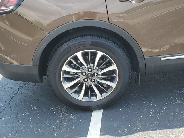 2022 Lincoln Nautilus Standard