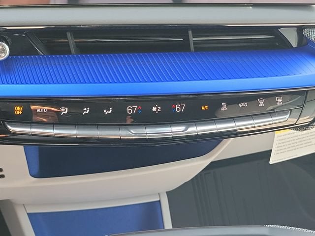 2027 Cadillac OPTIQ Luxury