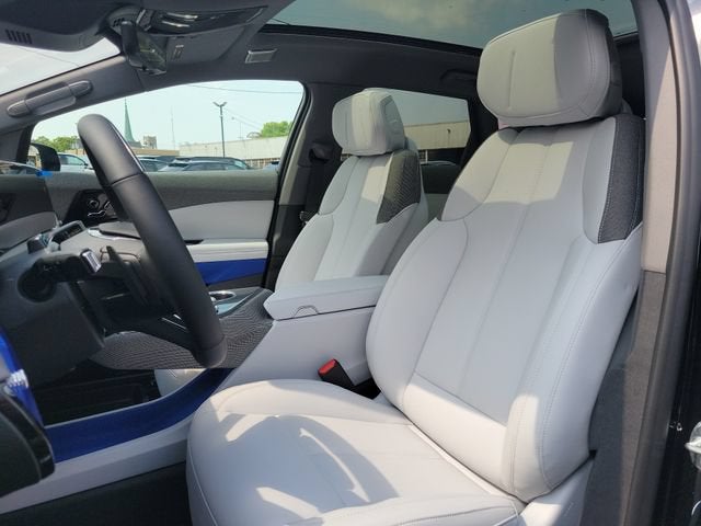 2027 Cadillac OPTIQ Luxury