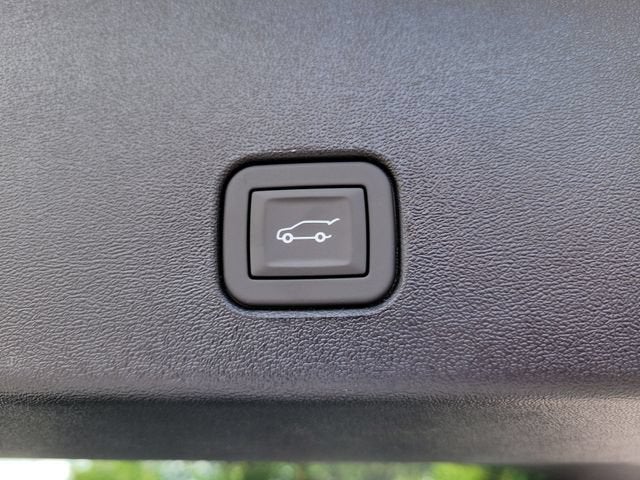 2027 Cadillac OPTIQ Luxury