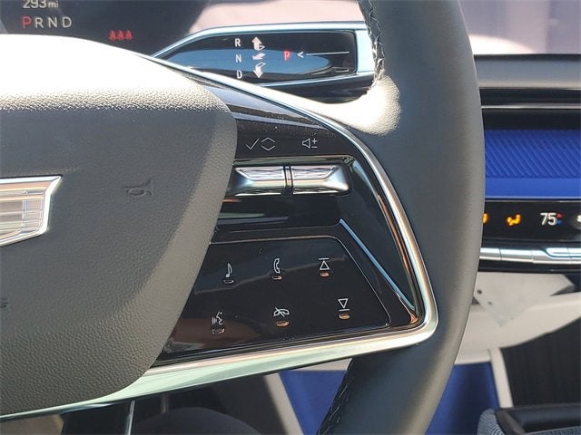 2025 Cadillac OPTIQ Luxury 1