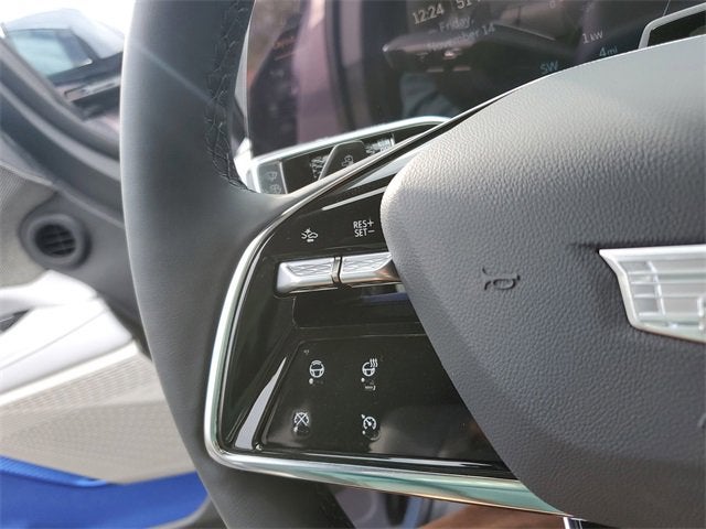 2025 Cadillac OPTIQ Luxury 1