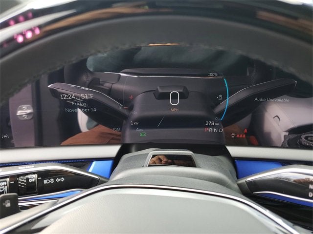 2025 Cadillac OPTIQ Luxury 1