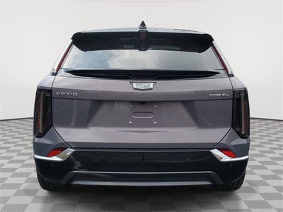 2025 Cadillac OPTIQ Luxury 1