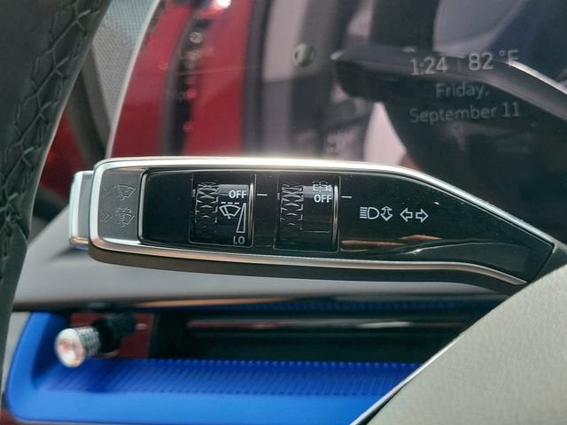 2027 Cadillac OPTIQ Premium Luxury