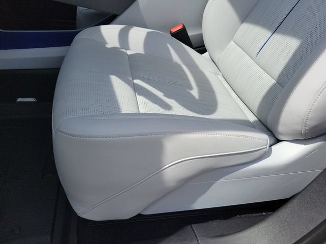 2027 Cadillac OPTIQ Premium Luxury