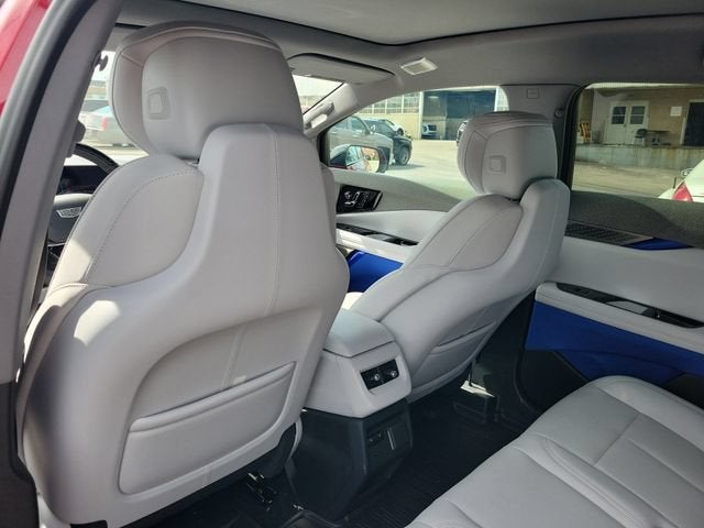 2027 Cadillac OPTIQ Premium Luxury