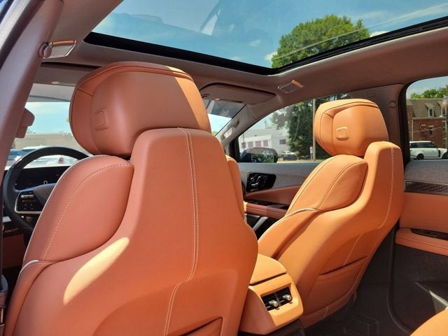 2025 Cadillac OPTIQ Luxury 2