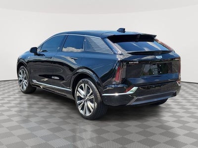 2025 Cadillac OPTIQ Luxury 2