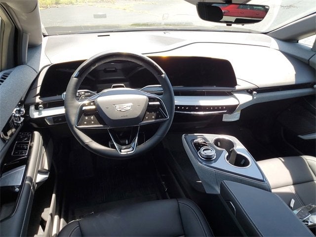 2025 Cadillac OPTIQ Sport 1