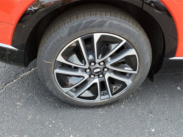 2025 Cadillac OPTIQ Sport 1