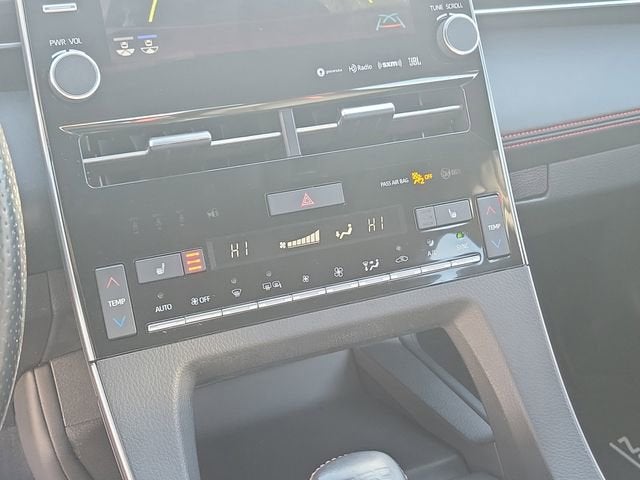 2020 Toyota Avalon XSE