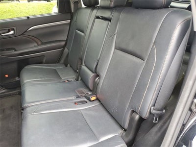 2017 Toyota Highlander Limited