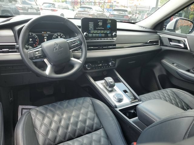 2024 Mitsubishi Outlander SEL