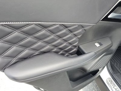2024 Mitsubishi Outlander SEL
