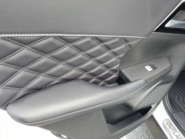 2024 Mitsubishi Outlander SEL