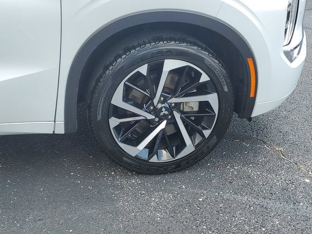 2024 Mitsubishi Outlander SEL