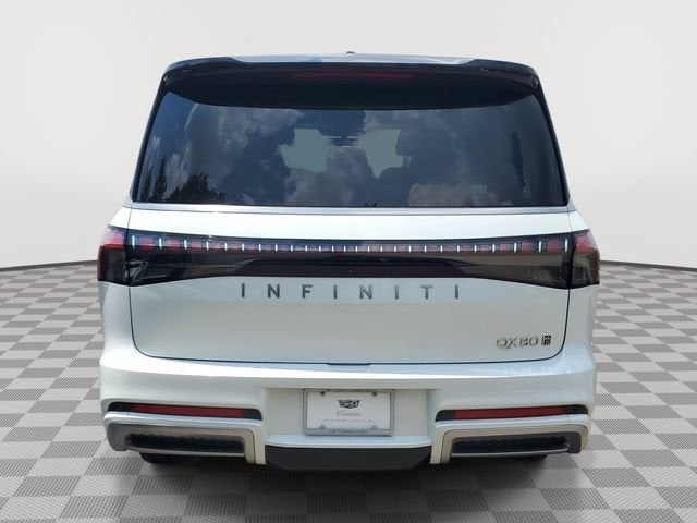 2025 INFINITI QX80 LUXE