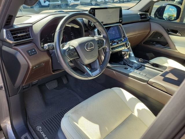 2023 Lexus LX LX 600 Luxury