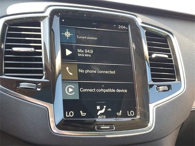 2021 Volvo XC90 Momentum