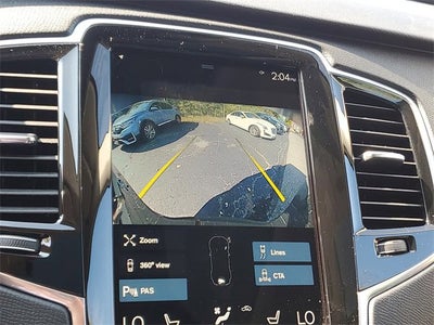 2021 Volvo XC90 Momentum