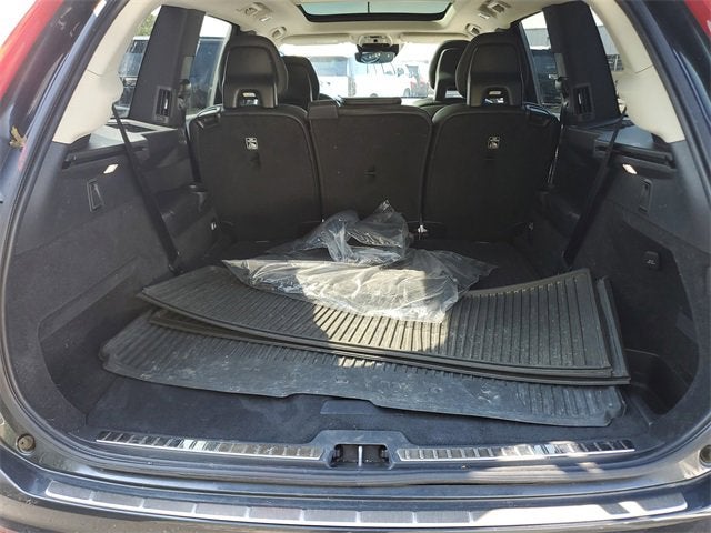 2021 Volvo XC90 Momentum